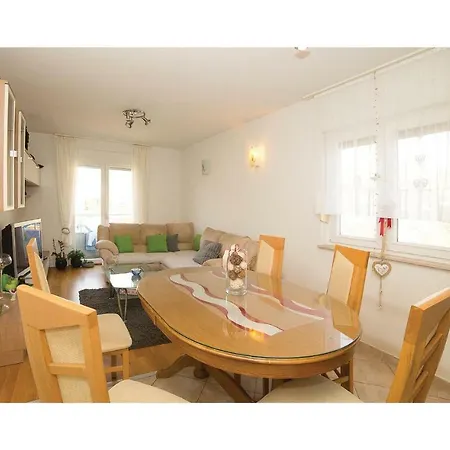 Two-bedroom In Kastel Sucurac Apartment