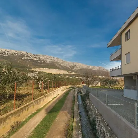 Apartment Two-bedroom In Kastel Sucurac